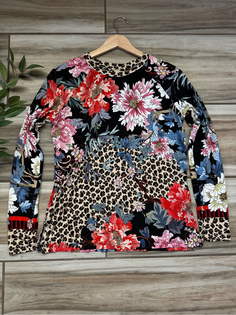 Johnny Was Floral Leopard Bamboo Top S Long Sleeve Boho Mixed Print Stretch